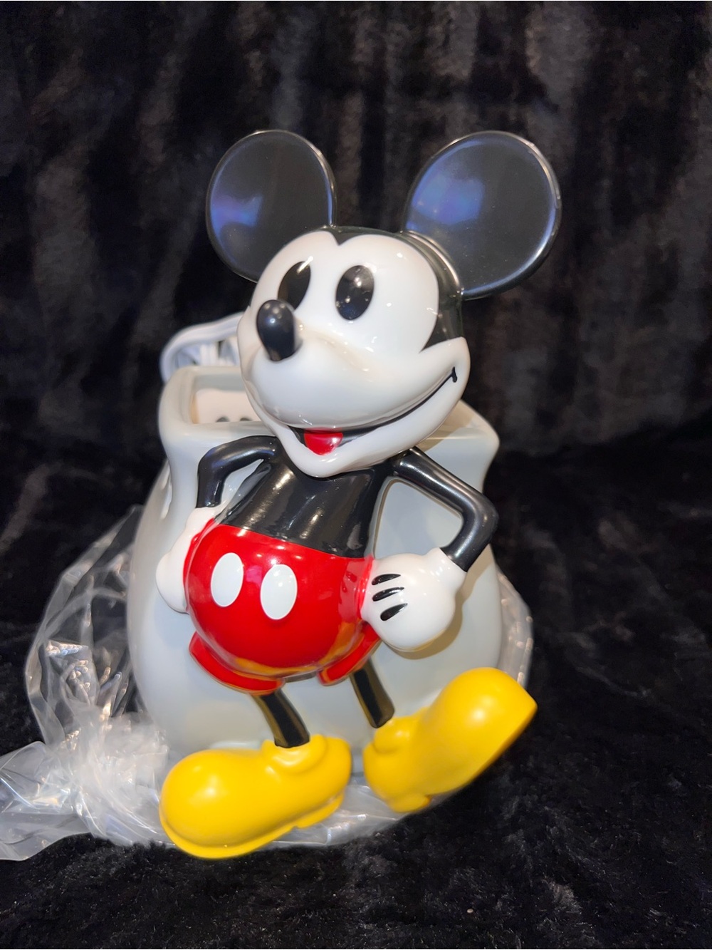 Mickey scentsy warmer
